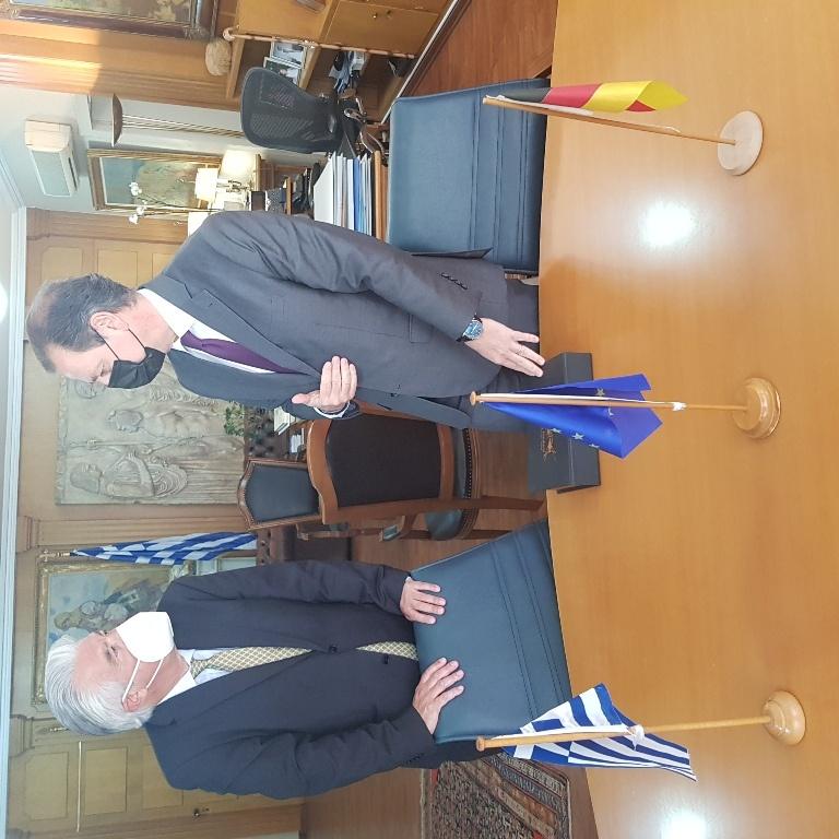 ypaat germanos presveftis