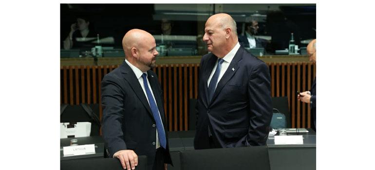 fototypos2406254 fototypos2406254